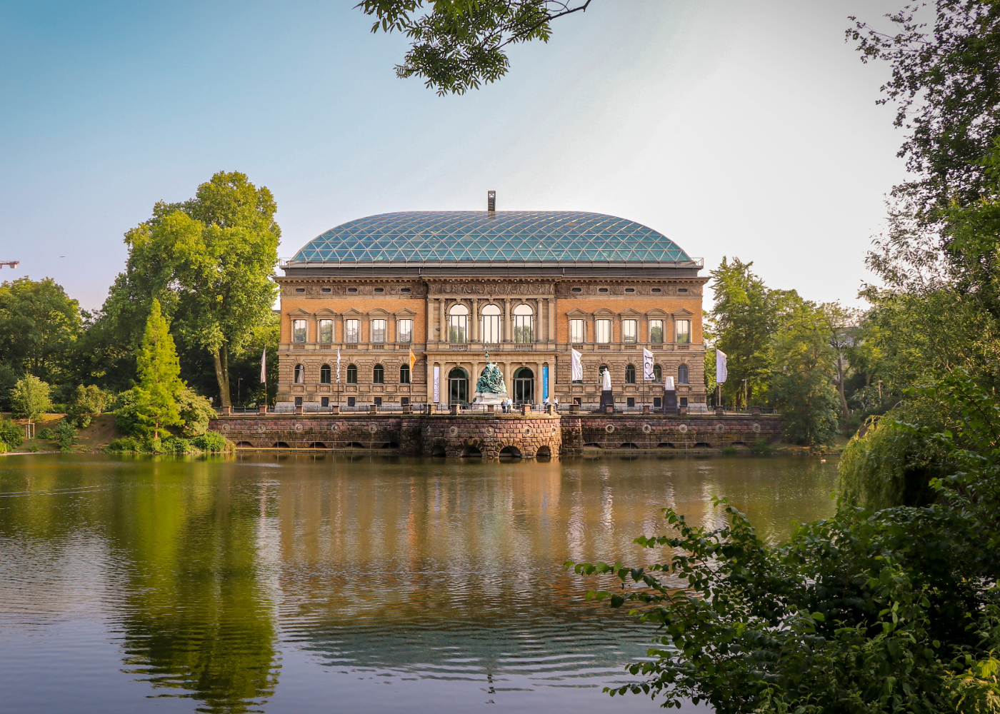 Kaiserteich am Ständehauspark in Düsseldorf